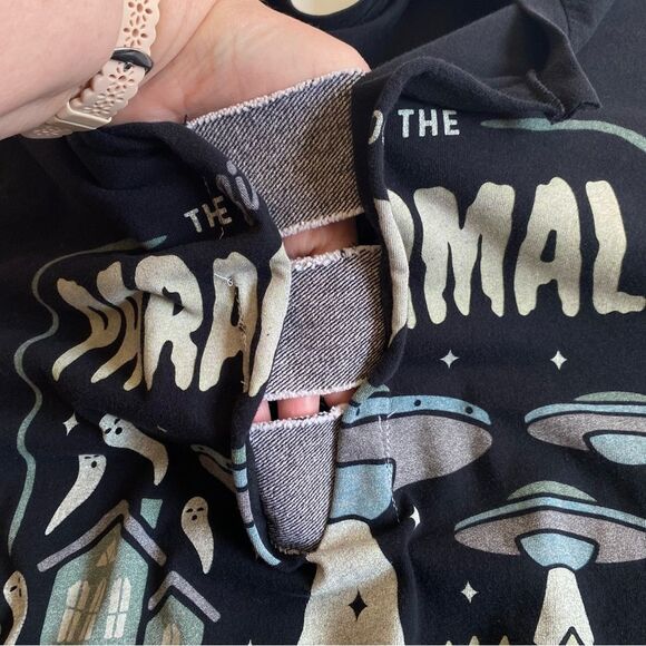 Upcycled Big Book of the Paranormal Tee Explaining the Unexplainable Unisex XL - Picture 7 of 11